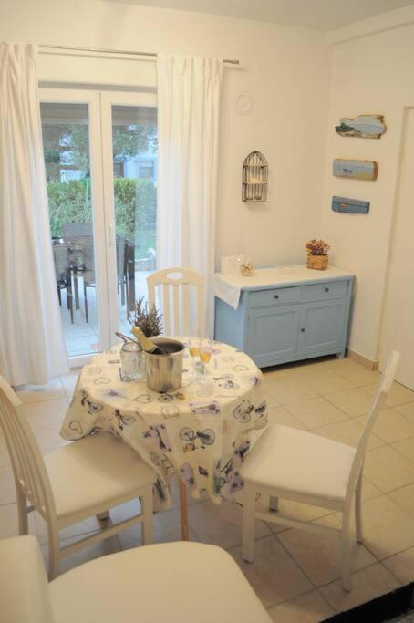 Villa Little House Kucica Banjol Exterior foto